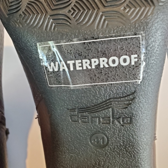 Dansko perry waterproof tumbled bootie - Picture 7 of 15